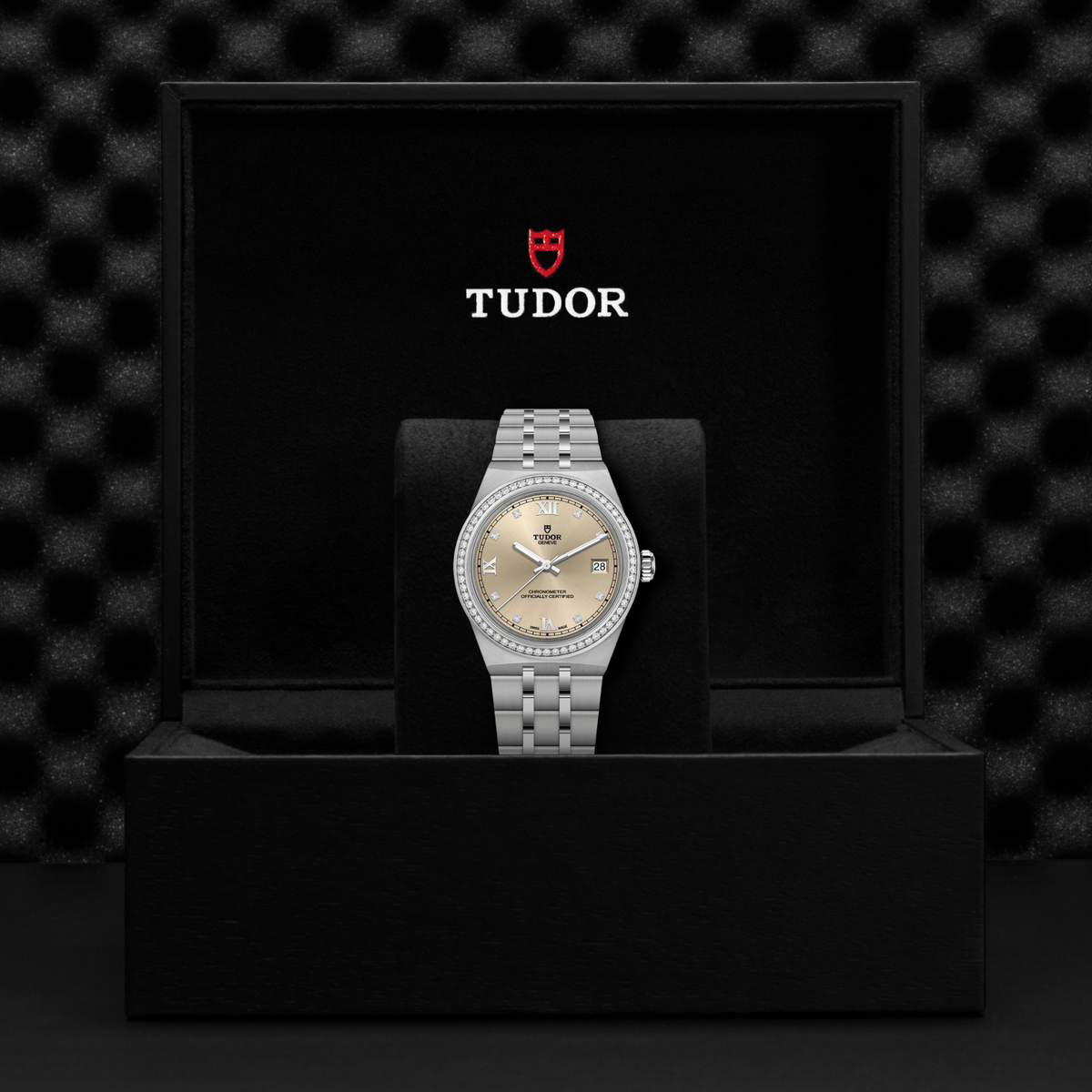 Tudor Royal — photo 5 of 5