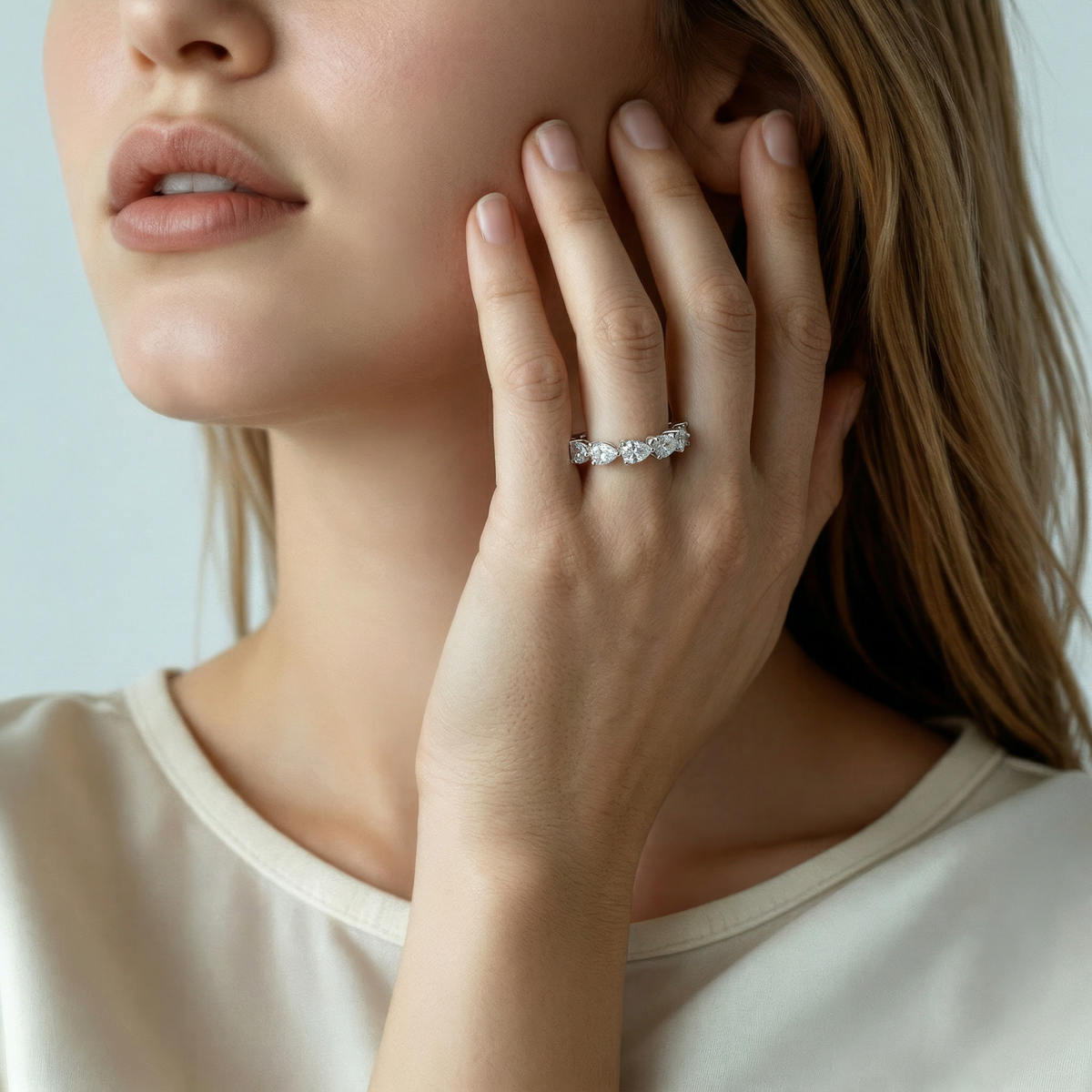.92ct Pear Shaped Diamond Wedding Ring — photo 2 of 3