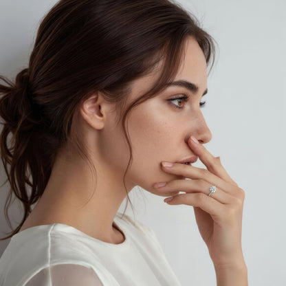 Fana Classic Round Solitaire Diamond Engagement Ring — photo 2 of 3