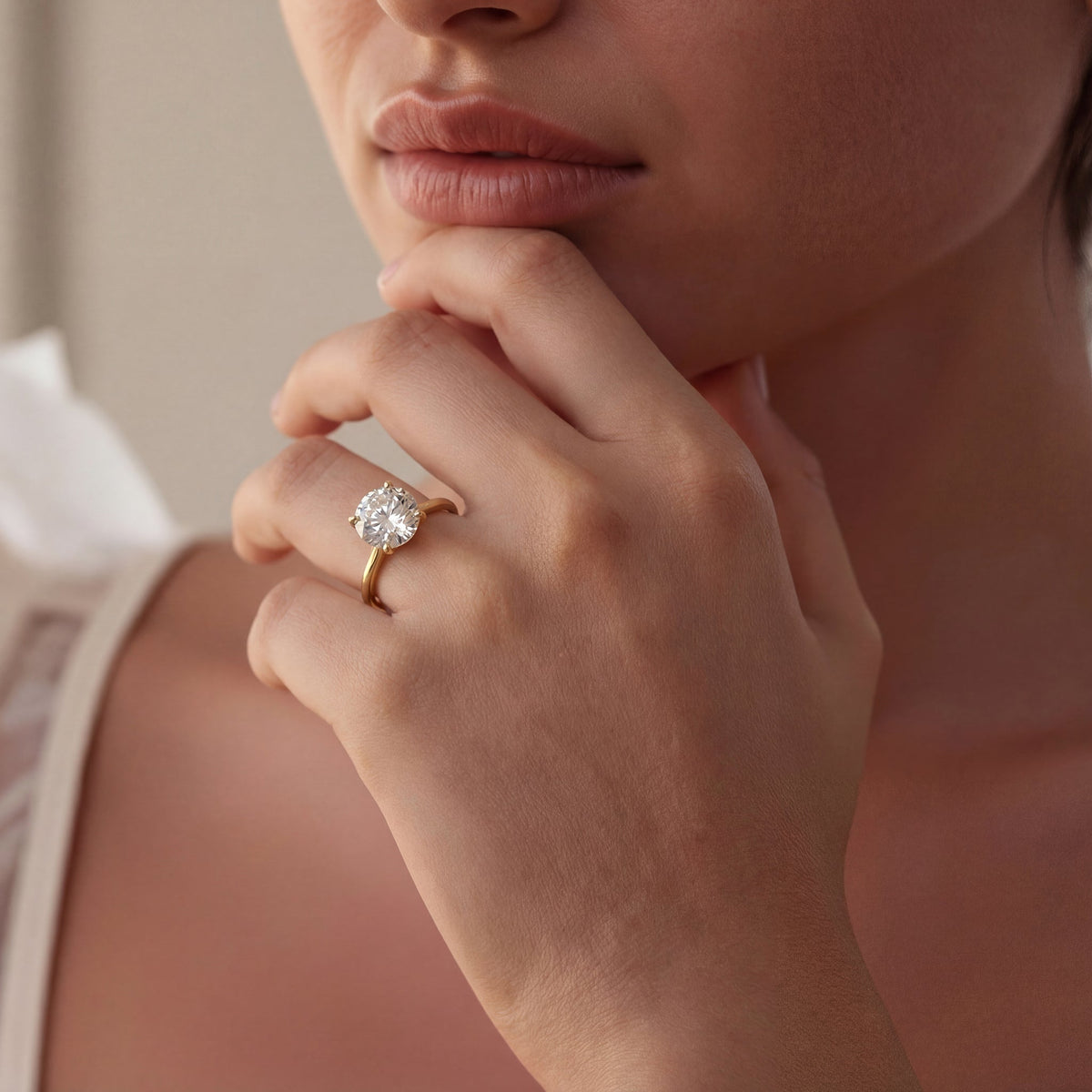 Tacori Round Solitaire Diamond Engagement Ring — photo 2 of 3