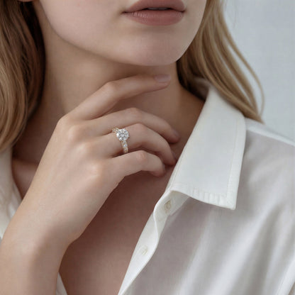 Verragio Round Diamond Shared Prong Engagement Ring — photo 2 of 3