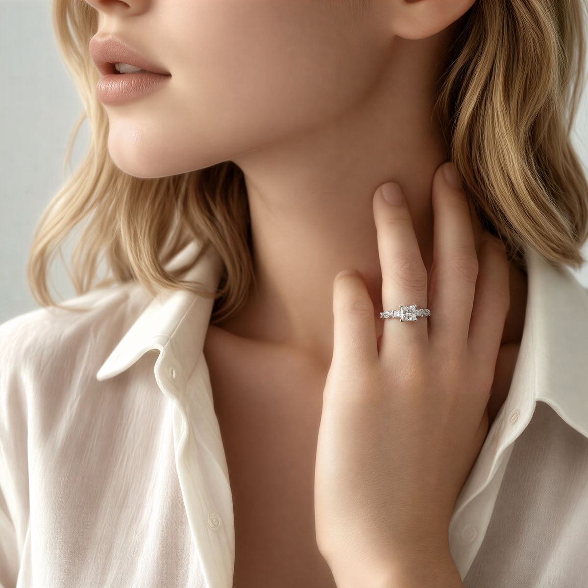 Verragio Three Stone Diamond Engagement Ring — photo 2 of 3