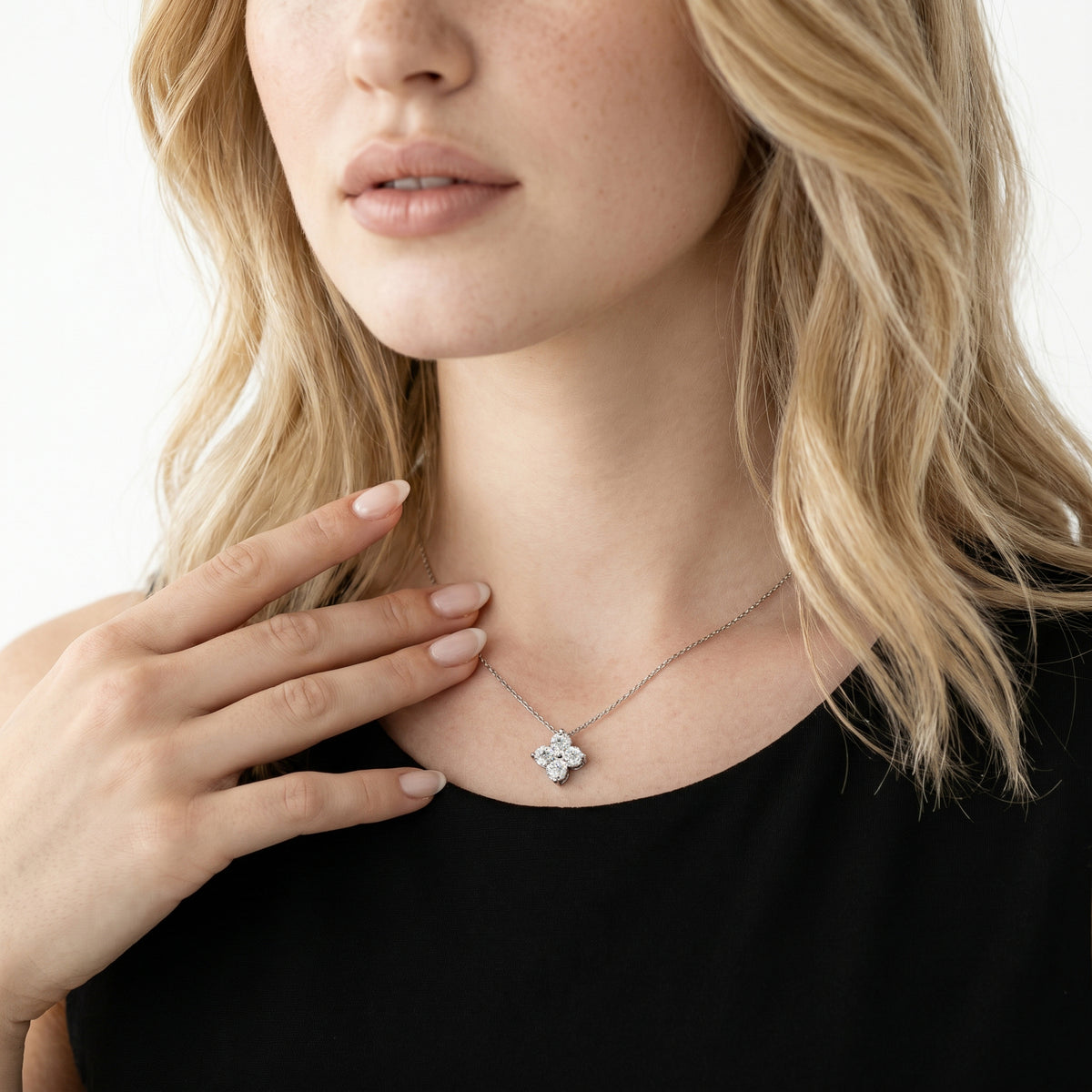 1.42ct 14k White Gold Diamond Cluster Pendant — photo 2 of 2