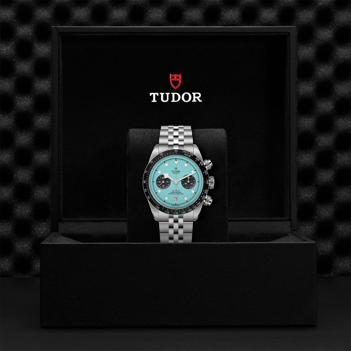 Tudor Black Bay Chrono "Flamingo Blue" — photo 5 of 5