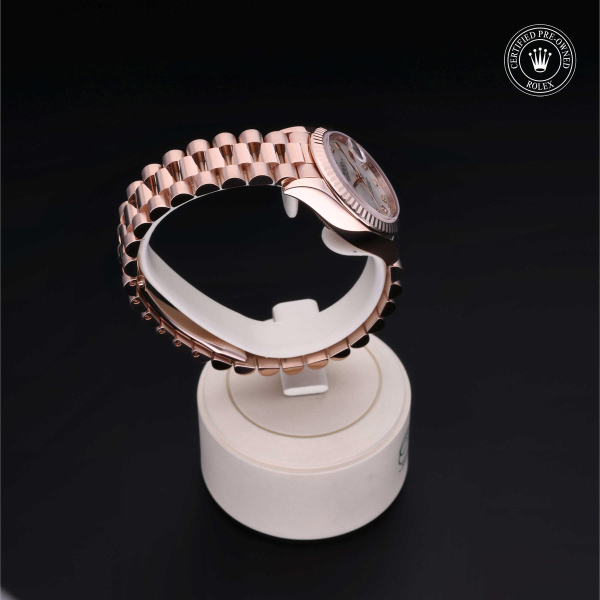 Rolex Certified Pre-Owned Lady-Datejust 28 M279175 in 18 ct Everose gold with white mother-of-pearl dial, image 32 of 41