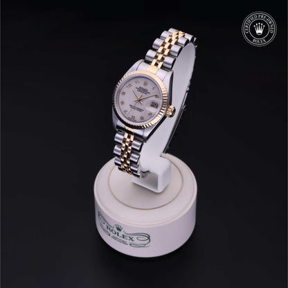 Rolex Certified Pre-Owned Lady-Datejust 26 M79173 in Oystersteel and yellow gold with ivory dial, image 3 of 41