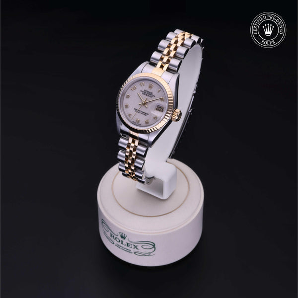 Rolex Certified Pre-Owned Lady-Datejust 26 M79173 in Oystersteel and yellow gold with ivory dial, image 3 of 41