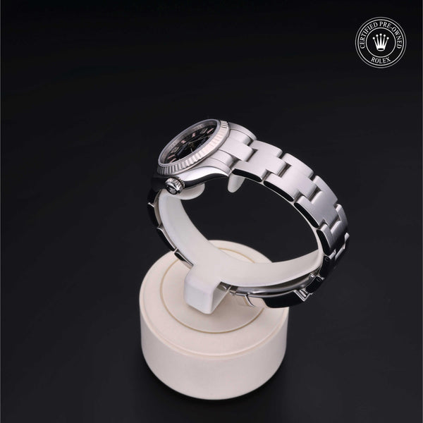 Rolex Certified Pre-Owned Oyster Perpetual 26 M176234 in Oystersteel with black dial, image 4 of 41