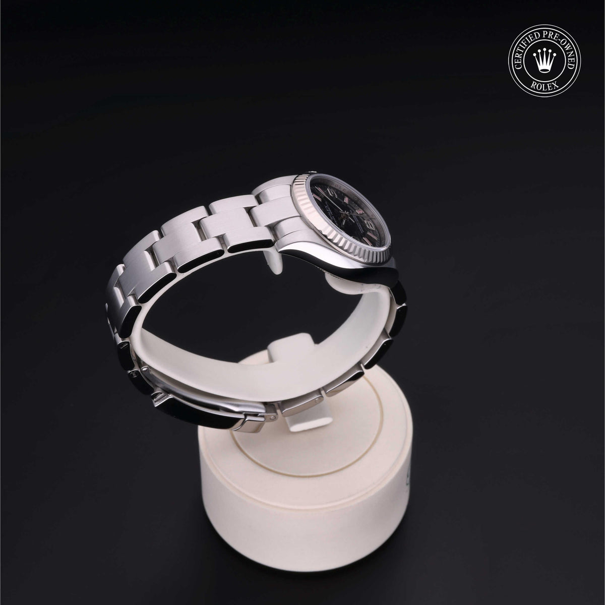 Rolex Certified Pre-Owned Oyster Perpetual 26 M176234 in Oystersteel with black dial, image 31 of 41