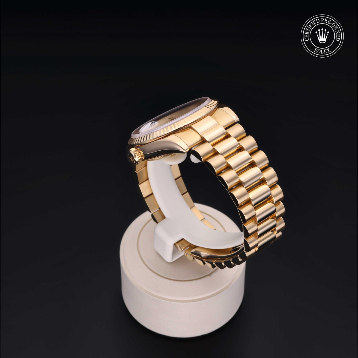 Rolex Certified Pre-Owned Day-Date 36 M118238 in 18 ct yellow gold with white dial, image 20 of 41