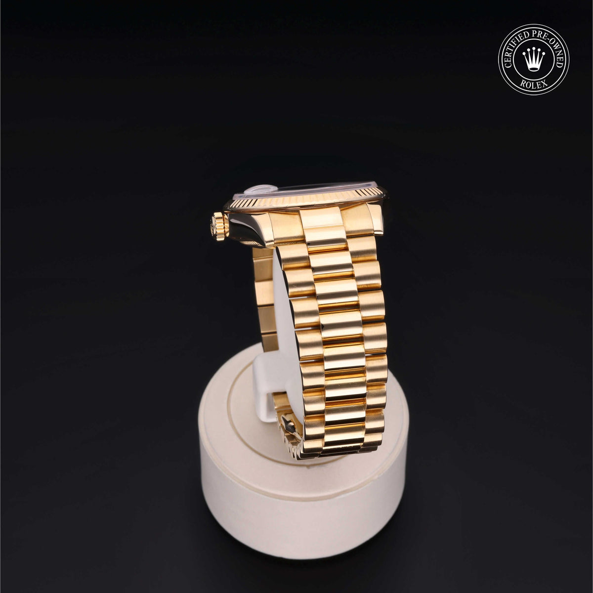 Rolex Certified Pre-Owned Day-Date 36 M118238 in 18 ct yellow gold with white dial, image 23 of 41