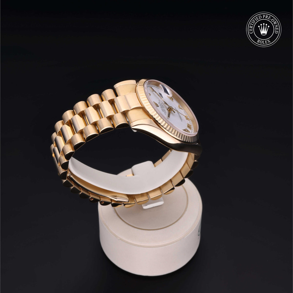 Rolex Certified Pre-Owned Day-Date 36 M118238 in 18 ct yellow gold with white dial, image 31 of 41