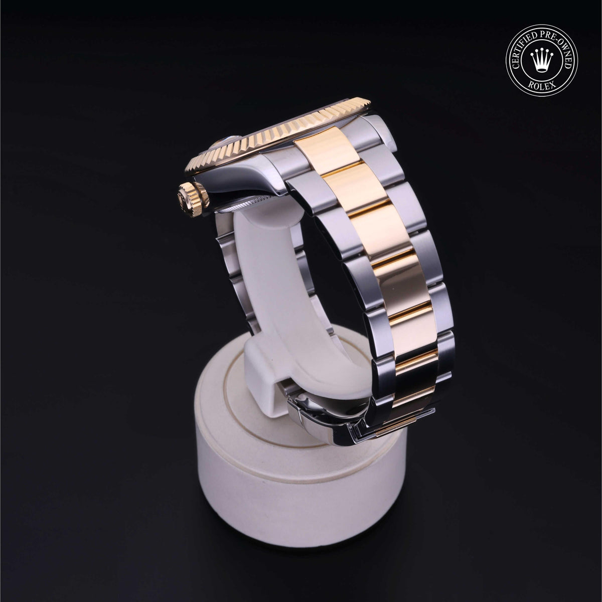 Rolex Certified Pre-Owned Sky-Dweller M326933 in Oystersteel and yellow gold with champagne dial, image 21 of 41