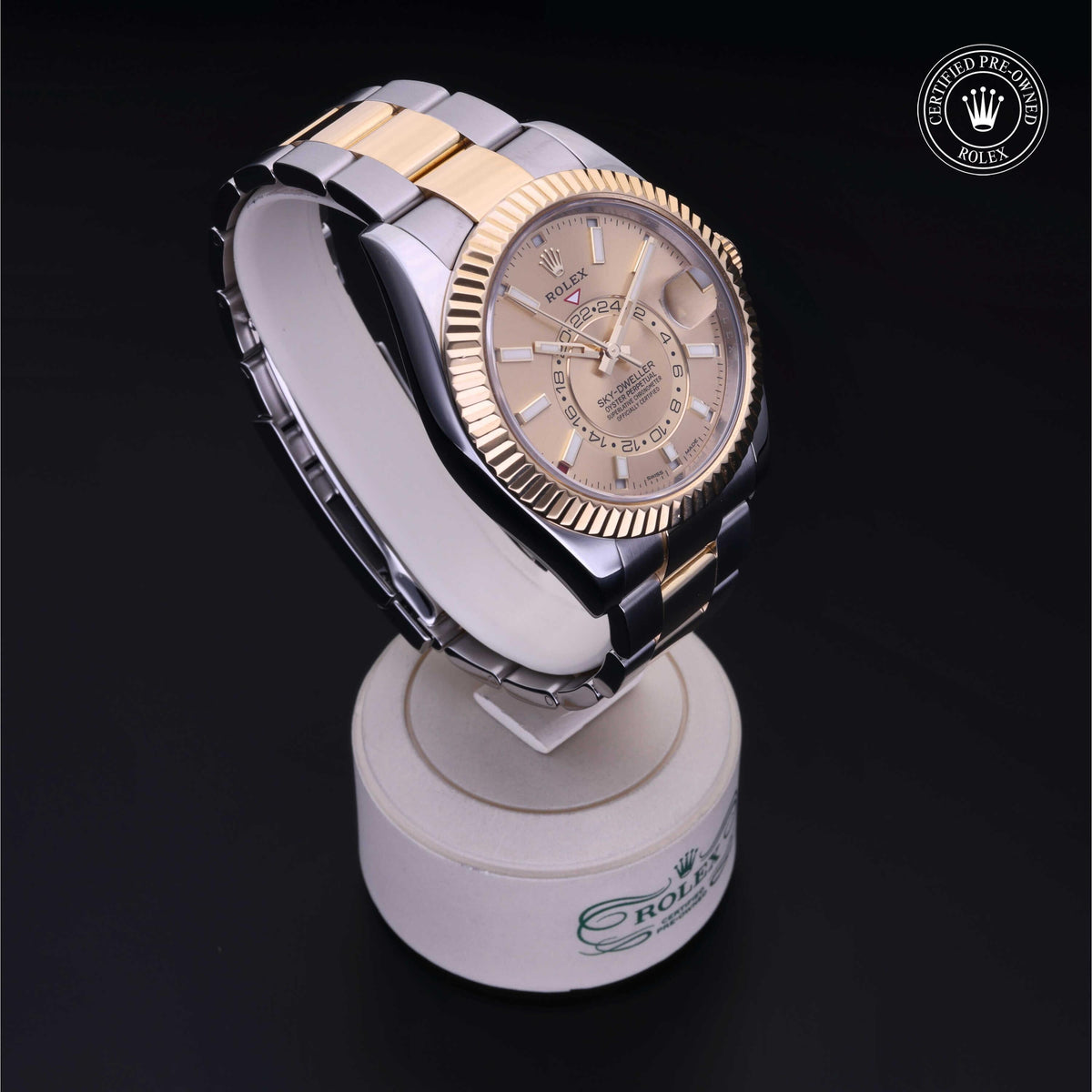 Rolex Certified Pre-Owned Sky-Dweller M326933 in Oystersteel and yellow gold with champagne dial, image 37 of 41