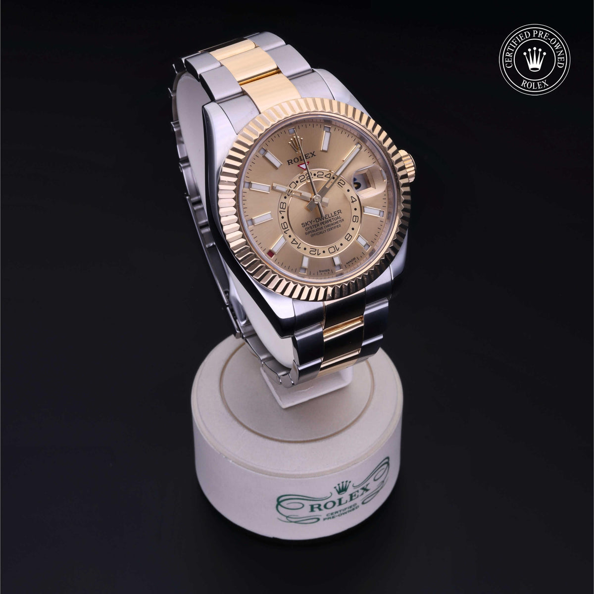 Rolex Certified Pre-Owned Sky-Dweller M326933 in Oystersteel and yellow gold with champagne dial, image 39 of 41