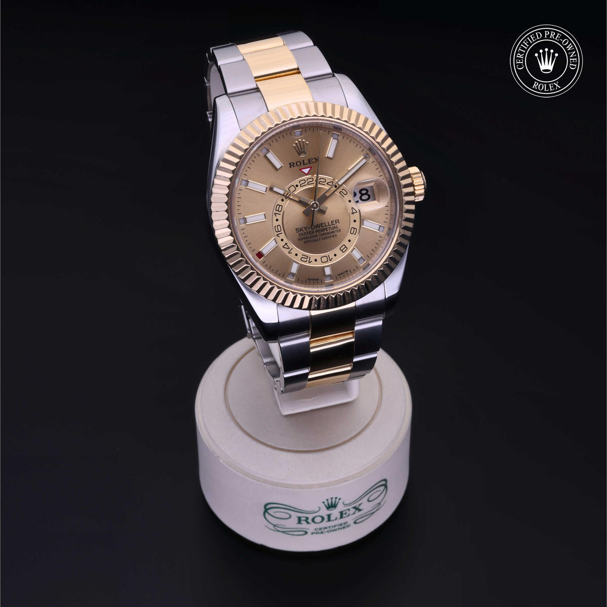 Rolex Certified Pre-Owned Sky-Dweller M326933 in Oystersteel and yellow gold with champagne dial, image 40 of 41