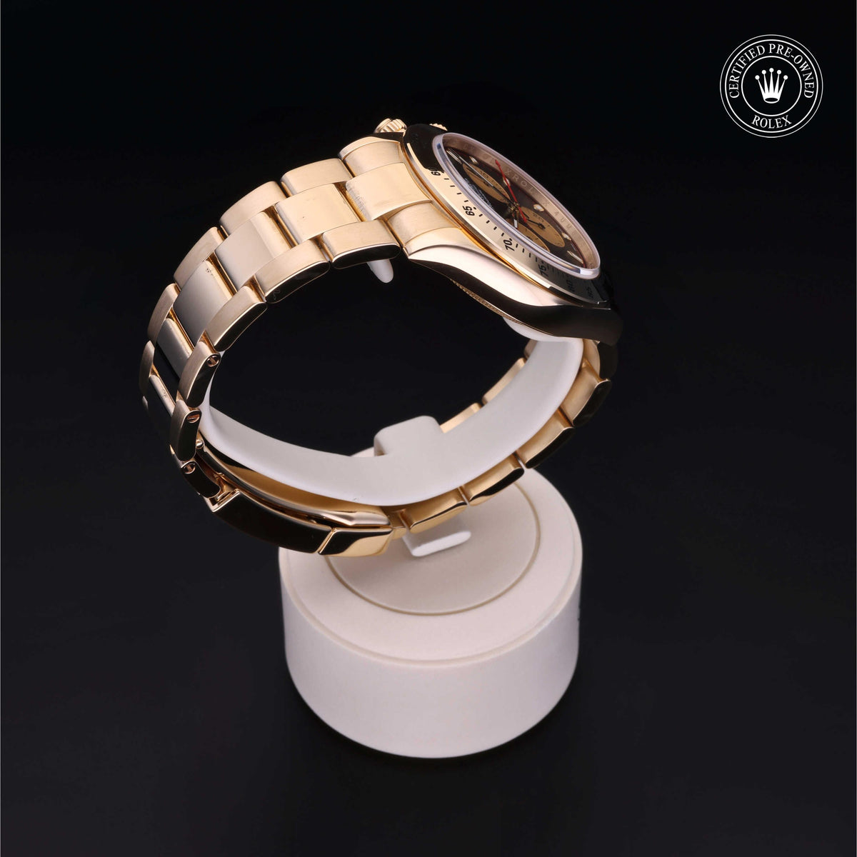 Rolex Certified Pre-Owned Cosmograph Daytona M116528 in 18 ct yellow gold with black dial, image 30 of 41