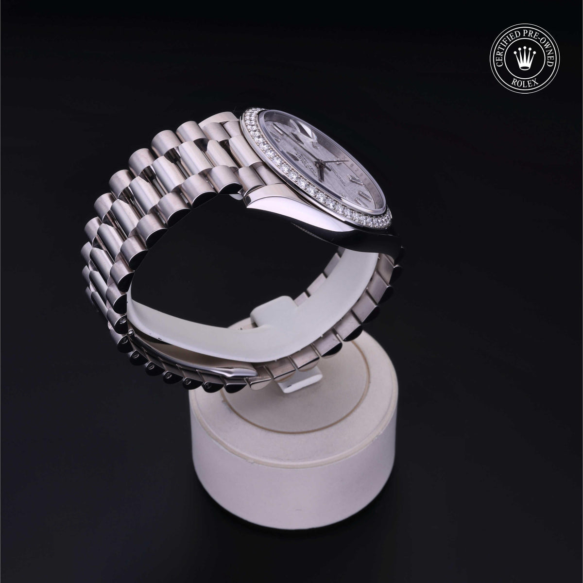 Rolex Certified Pre-Owned Day-Date 40 M228349RBR in 18 ct white gold with meteorite dial, image 30 of 41