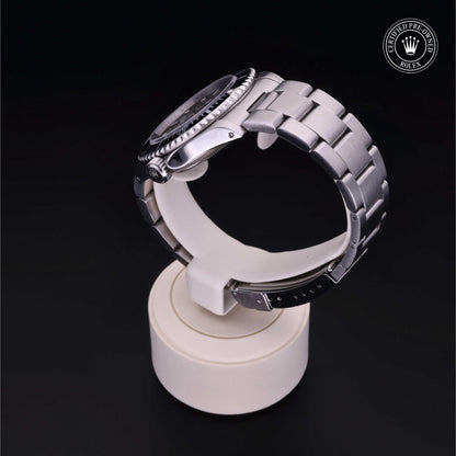 Rolex Certified Pre-Owned Submariner M14060M in Oystersteel with black dial, image 4 of 41