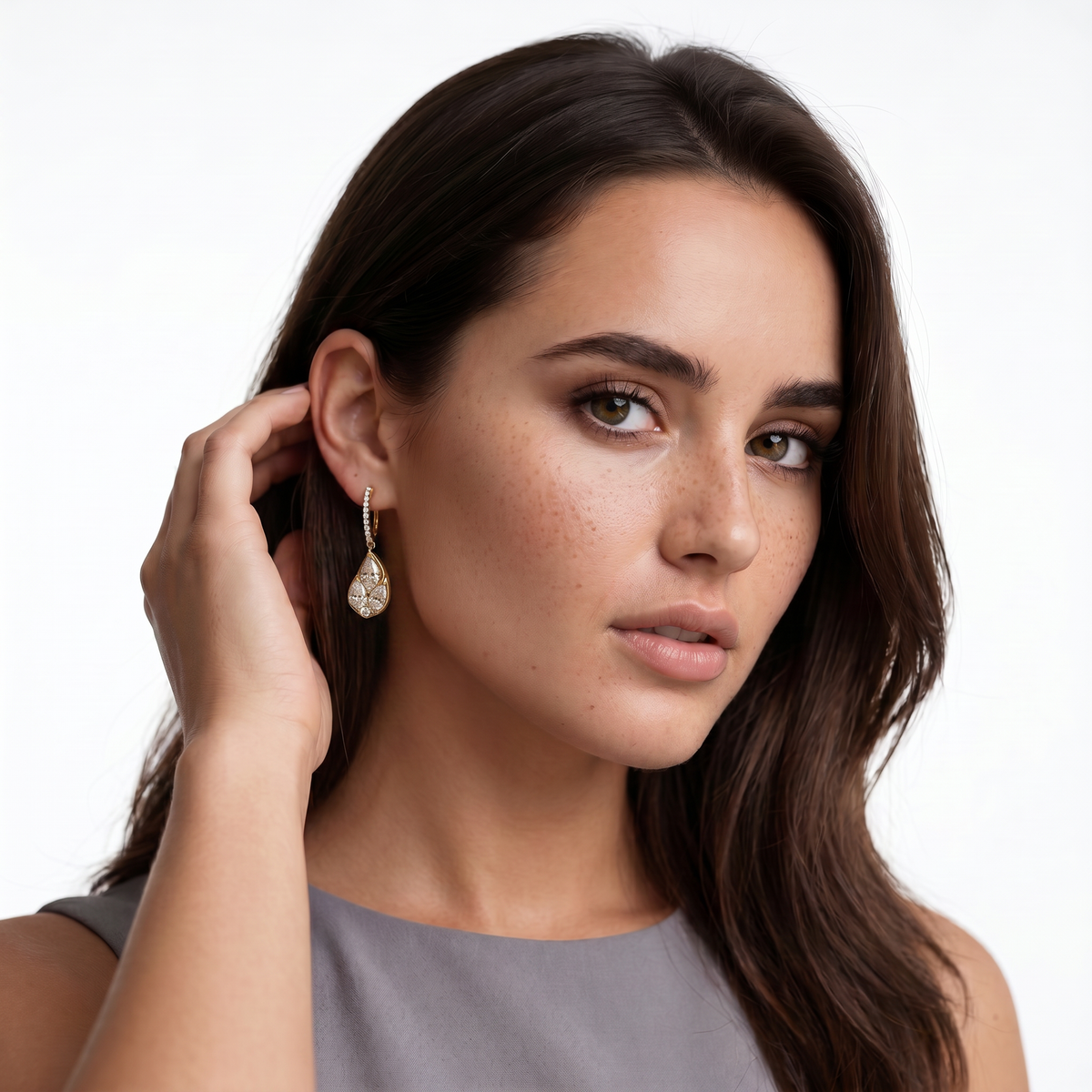3.80ct 18k Yellow Gold Diamond Drop Earrings — photo 2 of 2