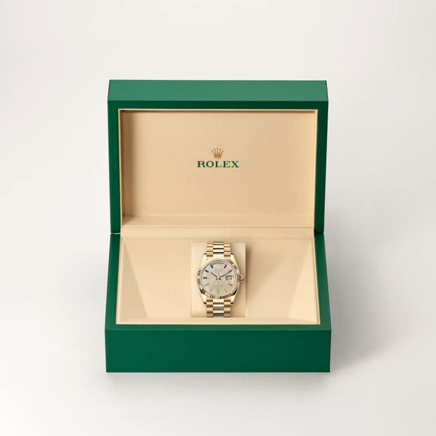 Oyster, 36 mm, yellow gold