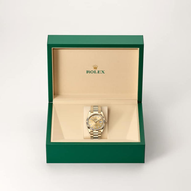 Oyster, 36 mm, yellow gold