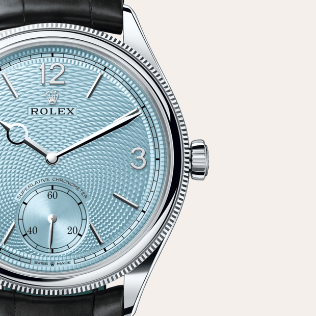 39 mm, platinum, polished finish