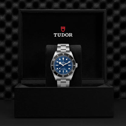 Tudor Black Bay 68 — photo 5 of 5