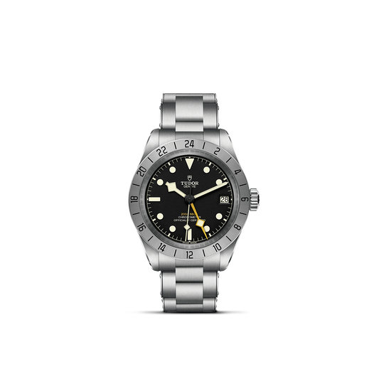 Tudor Black Bay Pro — photo 1 of 5