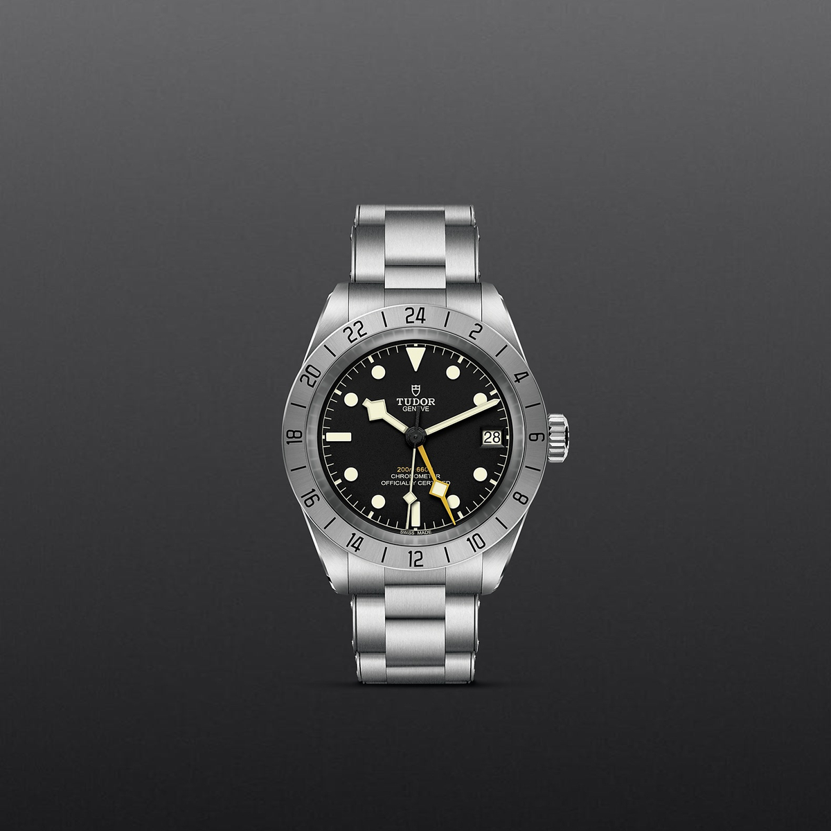 Tudor Black Bay Pro — photo 2 of 5