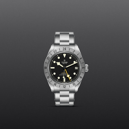 Tudor Black Bay Pro — photo 2 of 5