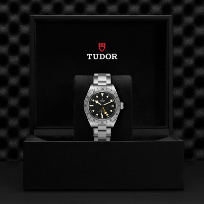 Tudor Black Bay Pro — photo 5 of 5
