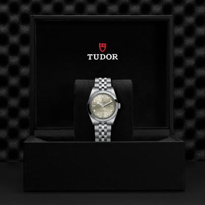 Tudor Black Bay 31 — photo 5 of 5