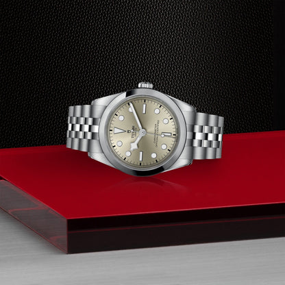 Tudor Black Bay 36 — photo 4 of 5