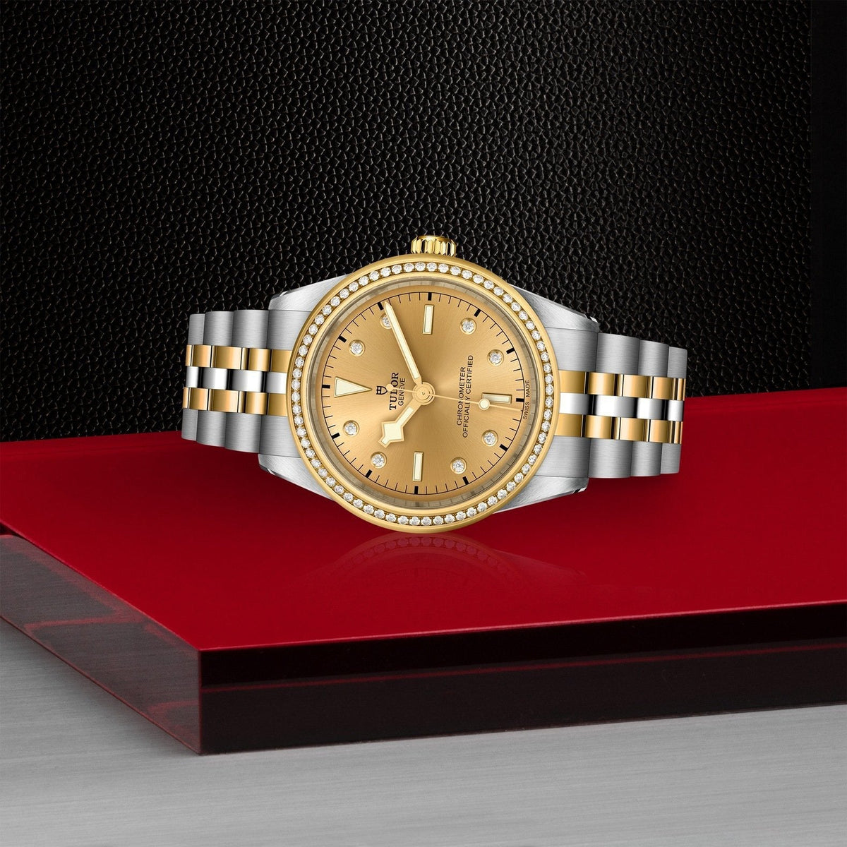 Tudor Black Bay 39 S&G — photo 4 of 5