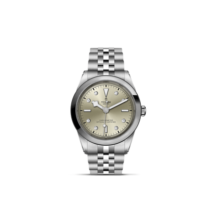 Tudor Black Bay 41 — photo 1 of 5
