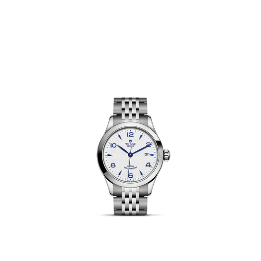 Tudor 1926 — photo 1 of 5