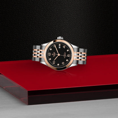 Tudor 1926 — photo 4 of 5
