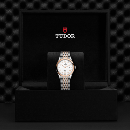 Tudor 1926 — photo 5 of 5