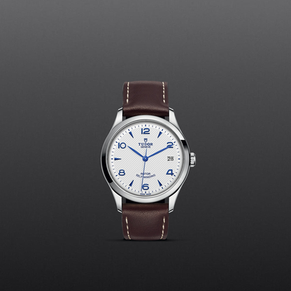 Tudor 1926 — photo 2 of 5