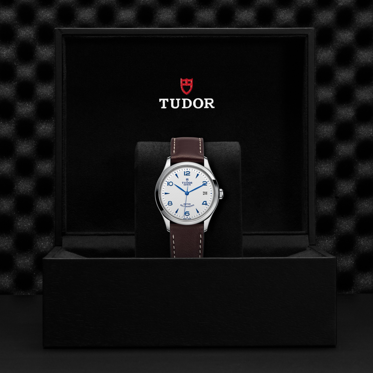 Tudor 1926 — photo 5 of 5