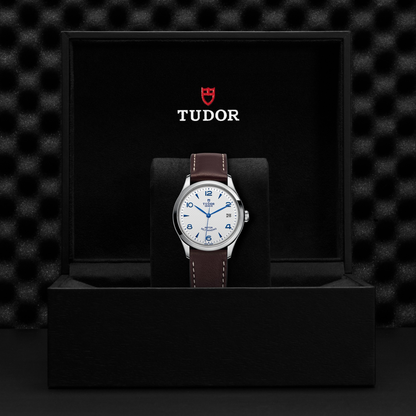 Tudor 1926 — photo 5 of 5