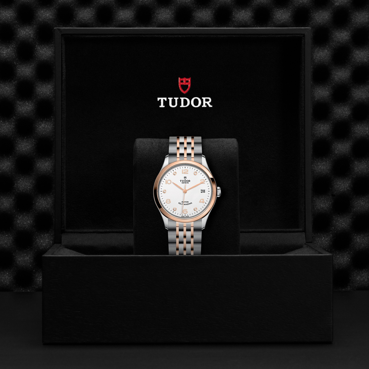 Tudor 1926 — photo 5 of 5