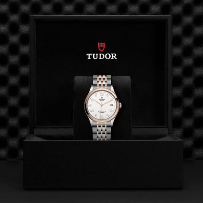 Tudor 1926 — photo 5 of 5