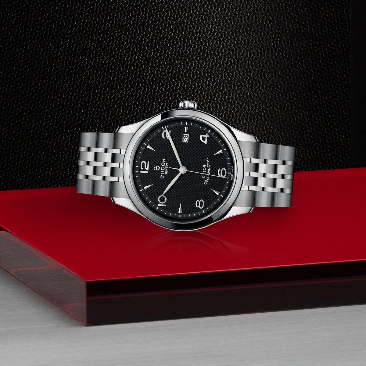 Tudor 1926 — photo 4 of 5