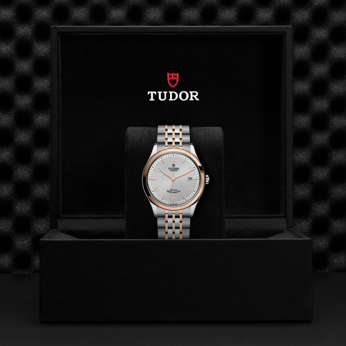 Tudor 1926 — photo 5 of 5