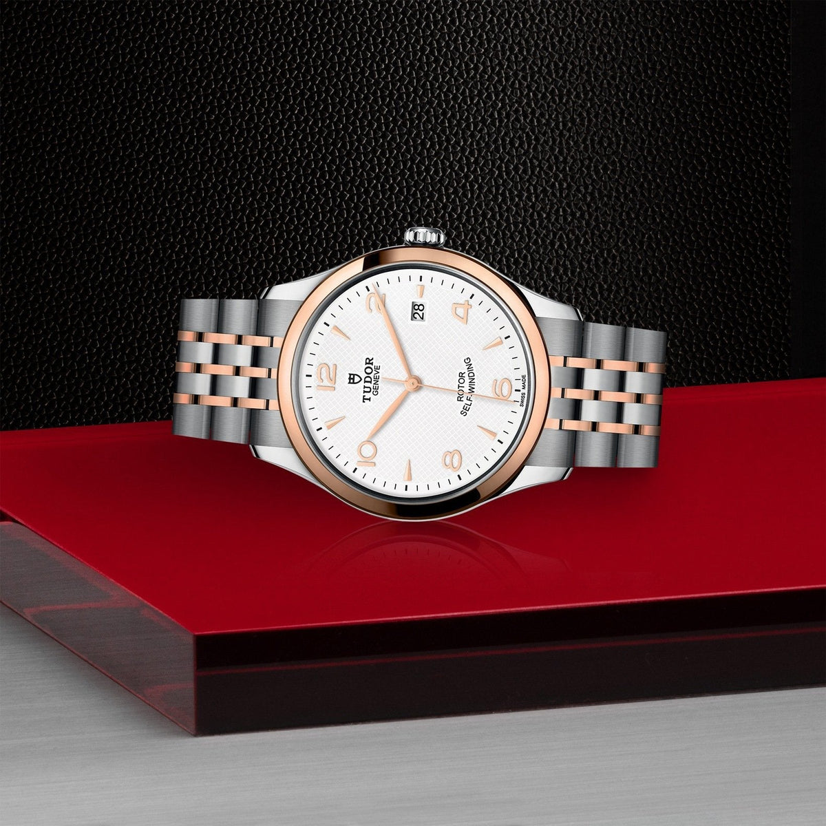 Tudor 1926 — photo 4 of 5