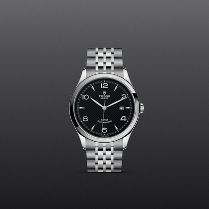Tudor 1926 — photo 2 of 5