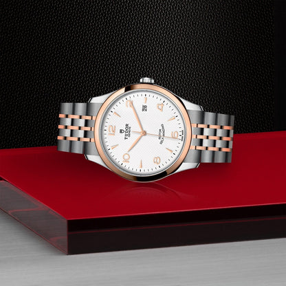 Tudor 1926 — photo 4 of 5