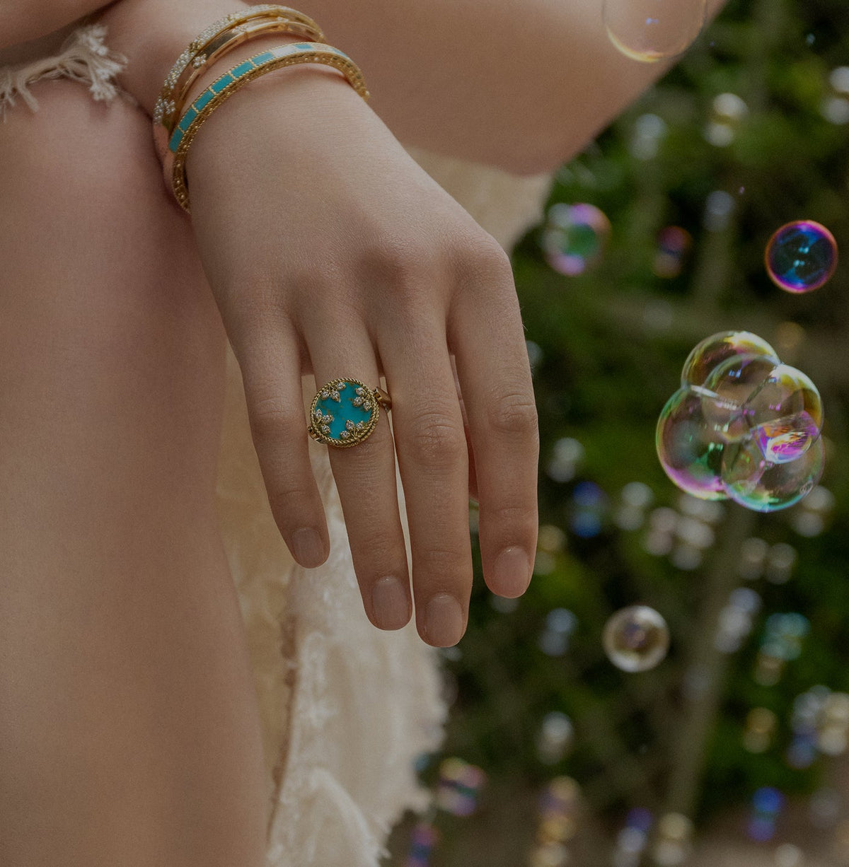 Venetian Medallions collection editorial